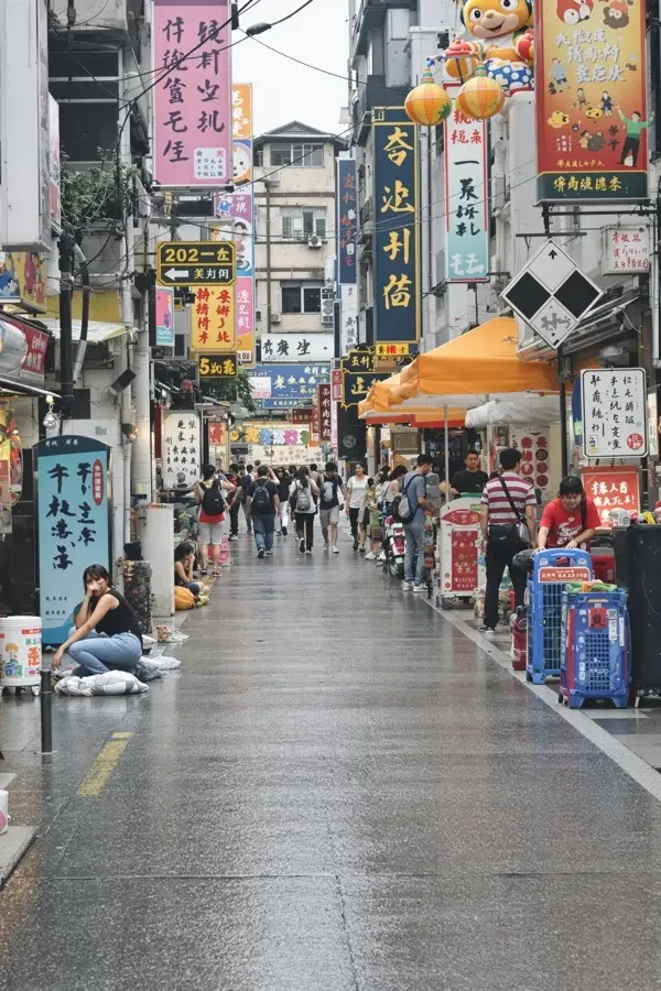 破局行动 - 动作电影海报